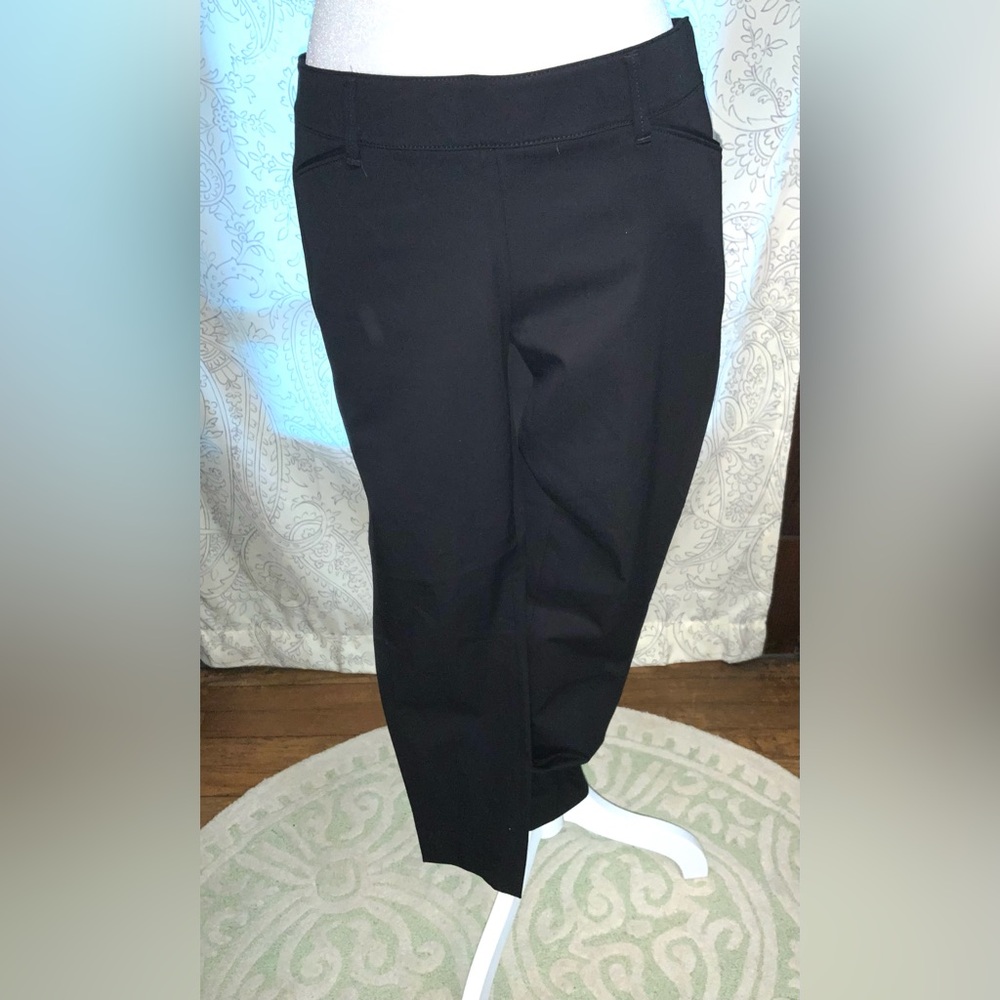 NEW with tag White House Black Market Size 2 Women's Dress Pants Black